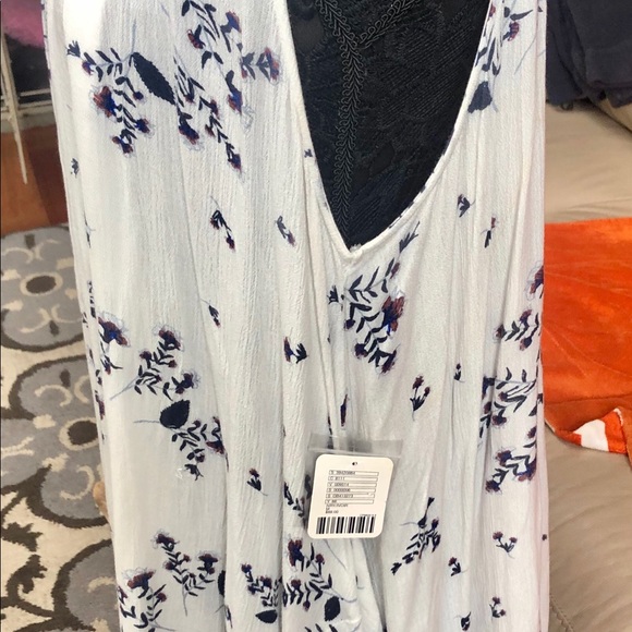 Free People top - Picture 2 of 6